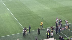 Σείστηκε η OPAP Arena στην εμφάνιση του Αραούχο με πατερίτσες (vid)