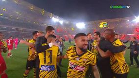 Η ΑΕΚ κατέκτησε το πρωτάθλημα: Απίστευτη έκρηξη συναισθημάτων