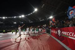 «Τέζα» η Μίλαν και κούπα για την Μπολόνια μετά από 51 χρόνια!