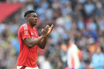 Σοκ στη Νότιγχαμ - Σε τεχνητό κώμα ο Αβονίγι έπειτα από χειρουργική επέμβαση, καθησυχαστικοί οι γιατροί