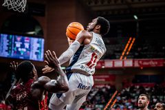 Ανανεώνει Μπομπουά, Ντοζίερ και Λάρκιν η Εφές - Ψάχνεται για τον Φόρεστ της Μπασκόνια