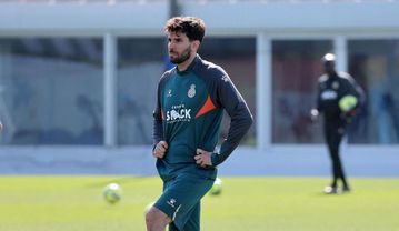 «Ο Καμπρέρα αρέσει στον Ολυμπιακό, μπορεί να συναντηθεί ξανά με τον Μαρτίνεθ»