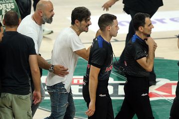 Οι διαιτητές έγραψαν στο φύλλο αγώνα ότι προπηλακίστηκαν από τον Δημήτρη Γιαννακόπουλο