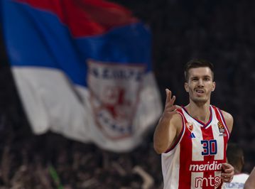 «Ο Ερυθρός Αστέρας έμαθε το ποσό που ζητά ο Ολυμπιακός για τον Πετρούσεφ»