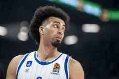 Ενίσχυση με τον Νουόρα για τον Ερυθρό Αστέρα