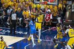 Ο Γκίλτζεους-Αλεξάντερ έκανε τα... δικά του και οι Θάντερ ισοφάρισαν εκ νέου τη σειρά!