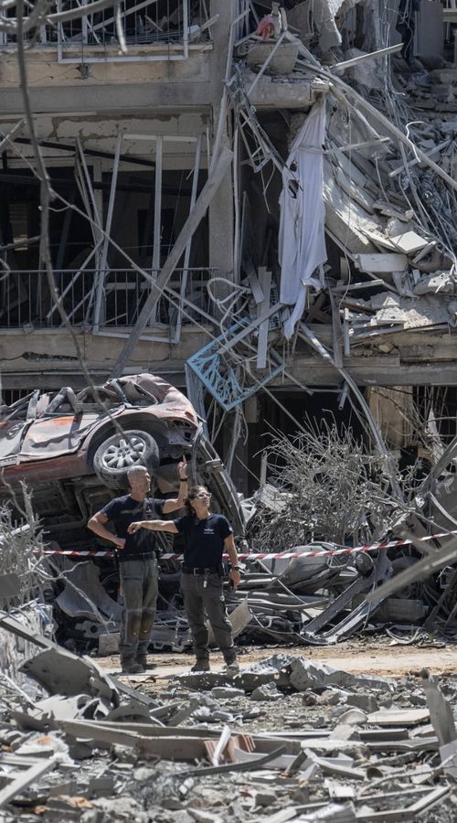Η εμπόλεμη κατάσταση στο Ισραήλ τινάζει στον «αέρα» συμβόλαια και δημιουργεί ευκαιρίες για τους ευρωπαϊκούς συλλόγους