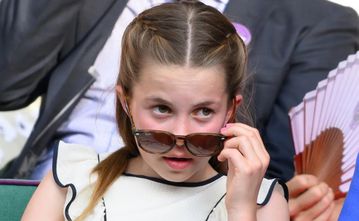 Έκλεψε την παράσταση η πριγκίπισσα Σάρλοτ με τις αστείες γκριμάτσες της στον τελικό αντρών του Γουίμπλεντον