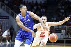 LIVE: ΕΛΛΑΔΑ - ΜΑΥΡΟΒΟΥΝΙΟ