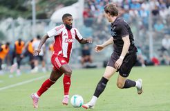 Νάπολι - Ολυμπιακός 2-1: Πρώτη ερυθρόλευκη ήττα, γλυκιά γεύση στο τέλος με Τσικίνιο