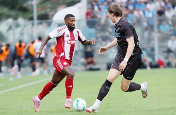 Νάπολι - Ολυμπιακός 2-1: Πρώτη ερυθρόλευκη ήττα, γλυκιά γεύση στο τέλος με Τσικίνιο