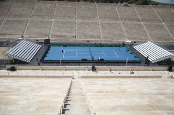 Η μεταμόρφωση του Καλλιμάρμαρου σε γήπεδο τένις (gallery)