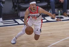 Ο Σάμετ θα μετακομίσει στη Νέα Υόρκη για έναν χρόνο