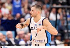 Τολιόπουλος: «Το καλοκαίρι της ζωής μου» - Η ατάκα του Θανάση Αντετοκούνμπο (vid)