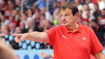 Καλύτερος προπονητής του Eurobasket 2025 ο Εργκίν Αταμάν