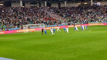 Εντυπωσιακός Σπόραρ: Κέρδισε πέναλτι και έδωσε ασίστ στο πρώτο ημίχρονο για τη Σλοβενία (vid)