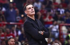 Γιατί ο Μπαρτζώκας χαρακτήρισε «απάνθρωπο» το πρόγραμμα του Ολυμπιακού - Ο αδιανόητος «Γολγοθάς» του Οκτωβρίου