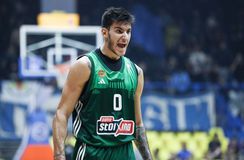 Με ηρωϊκή εμφάνιση των Γκριγκόνις - Καλαϊτζάκη, ο Παναθηναϊκός «απέδρασε» από το Περιστέρι με τρομερή ανατροπή από το -19