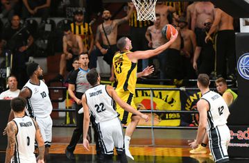 Ήταν... Αυτοκράτορας στην Πάτρα και έκανε «σεφτέ»