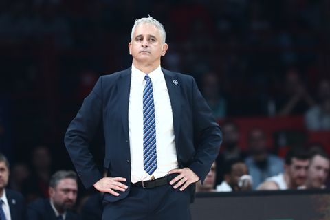 Πού απέδωσε ο Κοκόσκοφ τη νίκη της Εφές επί του Ολυμπιακού στο ΣΕΦ