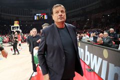 Αταμάν: «Αυτή είναι η κατάσταση του Ναν - Θα μένει στο παρκέ όποιος χρησιμοποιεί καλύτερα τα λεπτά του» (vid)