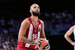 Εκτός Φουρνιέ και άλλοι τρεις - Αυτή είναι η δωδεκάδα του Ολυμπιακού για το ματς με την Εφές