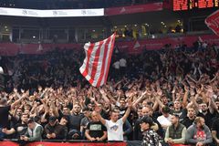 Οι φίλαθλοι του Ερυθρού Αστέρα μετέτρεψαν την Μπεογκράτσκα Αρένα σε... ΣΕΦ (vid)