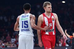 Ξέμεινε από «βενζίνη» και δεν βρήκε λύσεις στη ρακέτα