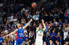 Σε κατάμεστο γήπεδο το Εφές - Παναθηναϊκός