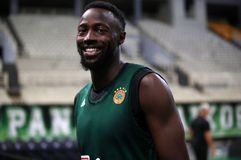 Γκραντ: «Ξεκινάμε να δείχνουμε πράγματα, θα μας βοηθήσει στο σκοράρισμα ο Ναν»