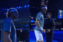 Αποδοκιμάστηκε από το κοινό ο Τσιτσιπάς κατά την αποχώρησή του (vid)