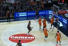 Η απίθανη τάπα του Ντέιβις στον Μούσα (vid)