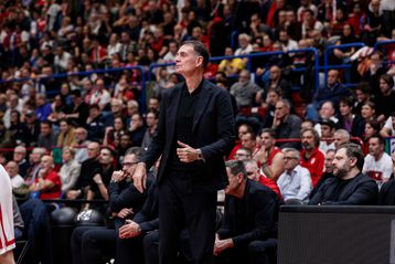 Μπαρτζώκας: «Η Αρμάνι μπήκε με τρομερή ορμή, ταχύτητα και αυτοπεποίθηση»