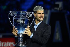 Ο Αλκαράθ παρέλαβε το τρόπαιο του κορυφαίου τενίστα της χρονιάς (vid)