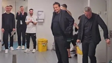 Αποθέωση για Άταμαν στα αποδυτήρια: «Κράξατε και σήμερα; Δεν ξέρει...» (vid)