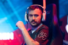 Η καθημερινότητα ενός e-sport player μέσα από τα μάτια του Γιώργου Σπύρου (pics)