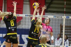 Ξεχωρίζει το ΑΕΚ - ΑΟ Θήρας τη 10η αγωνιστική της Volleyleague γυναικών