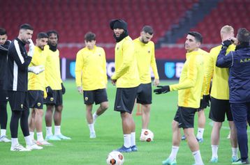 Για να μην χάσει προπόνηση η ΑΕΚ, πάει στο προπονητικό του Άγιαξ