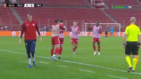 Δίλεπτο φωτιά στο «Καραϊσκάκη»: Τέταρτο γκολ ο Ολυμπιακός, μείωσε η Τόπολα (vid)