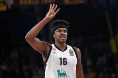 Ανησυχία στην Αρμάνι: Ο Ζακ ΛεΝτέι τραυματίστηκε μετά τον αγώνα με τη Βενέτσια