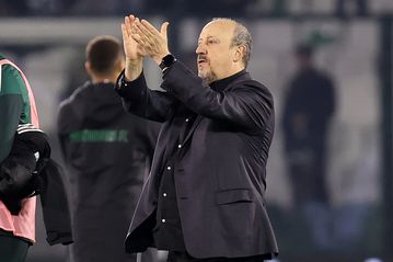 Μπενίτεθ: «Κρατάω το καλό πρώτο μέρος, έπρεπε να διαχειριστούμε καλύτερα το δεύτερο ημίχρονο»