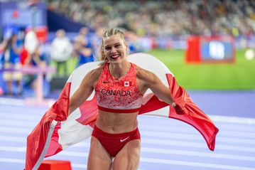 Αλίσα Νιούμαν: Η Ολυμπιονίκης που συνδυάζει το άλμα επί κοντώ με το OnlyFans (pics)