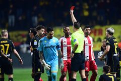 Οι δύο κόκκινες στο «Κλ. Βικελίδης» και οι κορυφαίες στιγμές του Άρης - Ολυμπιακός (vid)