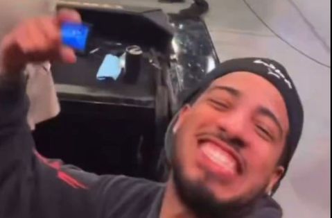 Ο Ταϊρίς Χαλιμπέρτον είδε το «Last Dance» του Τζον Σίνα - Η επική αντίδραση του