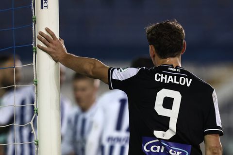 Αποδοκιμάστηκε ο Τσάλοφ στο Περιστέρι