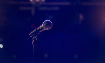 Καταγγελία που σοκάρει για πολύ γνωστό τραγουδιστή