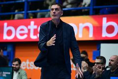 Η ικανοποίηση του Μπαρτζώκα και η αποθέωση στον Τόμας Ουόκαπ