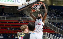 Παναθηναϊκός - Άρης: Φοβερή ασίστ του Ουόλτερς καταλήγει σε κάρφωμα του Ουίλιαμς (vid)