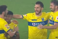 Ο Διαμαντάκος σκόραρε δύο γκολ στην ήττα της Κεράλα Μπλάστερς (vid)