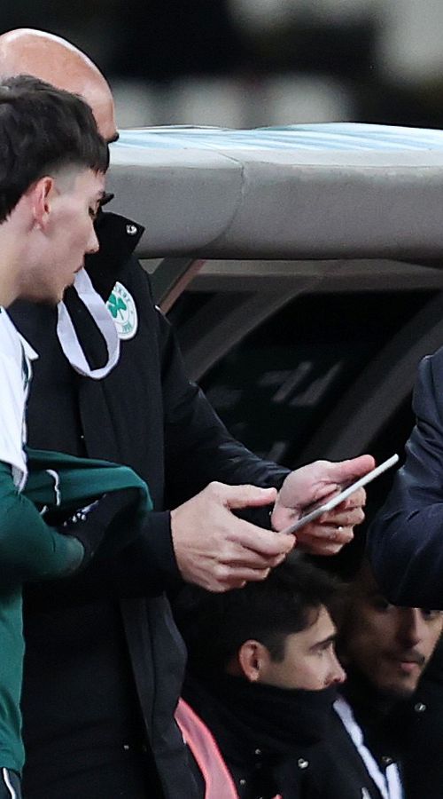 Οι δύο όψεις του 4-4-2 που χρησιμοποίησε ο Μπενίτεθ για πρώτη φορά